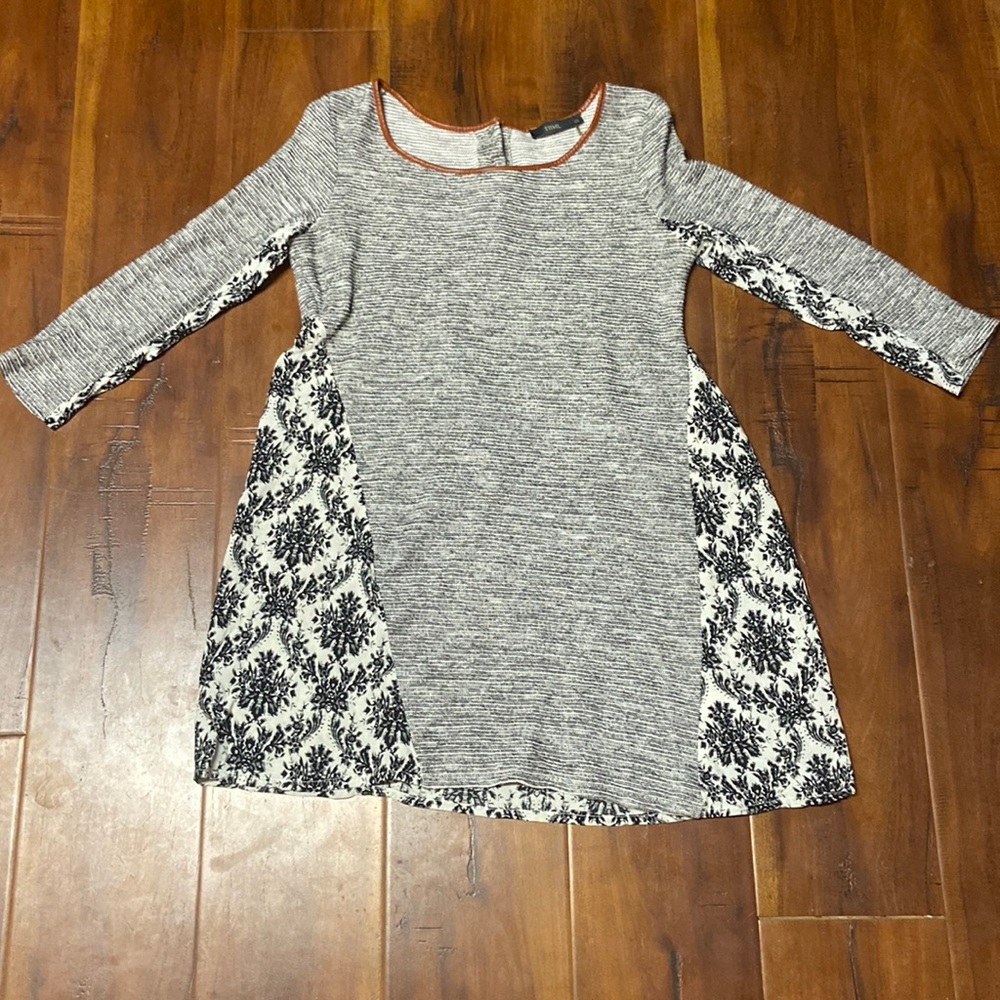 Black and white pattern dress